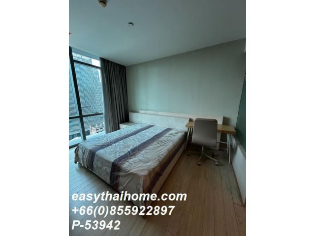 P-53942 | The Room Sukhumvit 21 คอนโด 1 ห้องนอน ชั้นสูง วิวเมือง เฟอร์ครบ พร้อมเครื่องซักผ้า ใกล้ MRT สุขุมวิท