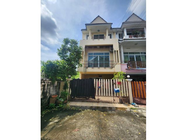 SKI120 บ้านหลังริม 4 ห้องนอน ใจกลางปากเกร็ด