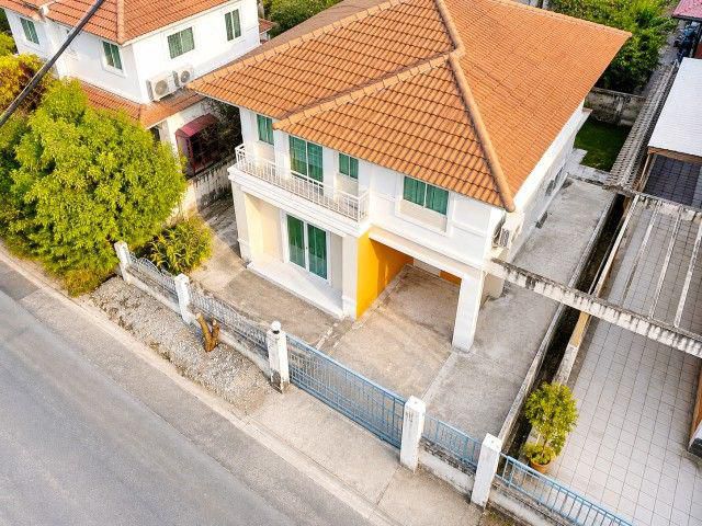 ปัญญาอินทรา ให้เช่าบ้านเดี่ยว2ชั้น3นอน2น้ำ ซาฟารีเวิลด์ 1.3 กม. 37ตร.ว. 160ตร.ม.คลองสามวา