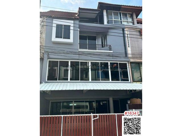 เช่า ทาวน์โฮม 4 ชั้น หมู่บ้าน สินธานี รัชดา ลาดพร้าว พร้อมเข้าอยู่