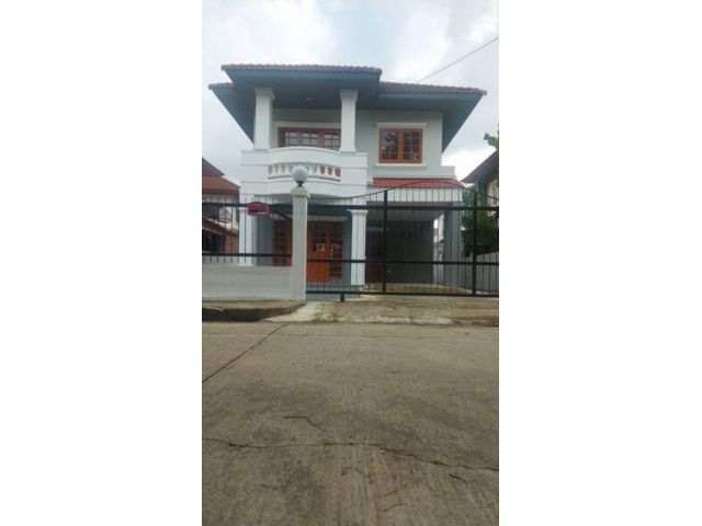 ขายบ้านเดี่ยวมือสอง โครงการ มณียา 4 (Maneeya4) แบรนด์ Property Perfect เนื้อที่ 54 ตร.ว.