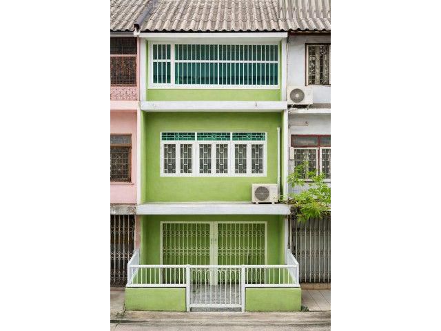 BTS อ่อนนุช 1.2กม. 18 ตร.ว. ให้เช่าอาคารพาณิชย์ 3 ชั้น 120 ตร.ม. ตลาดพระโขนง แอร์1 Major Cineplex เอกมัย 1.5 กม.BTSพระโข