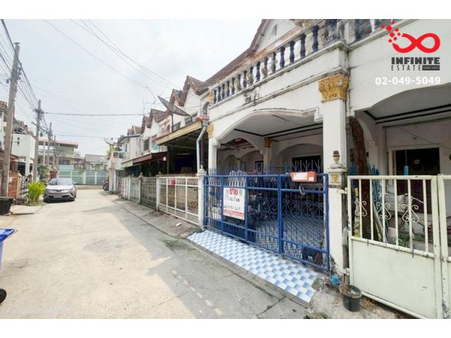 ขายทาวน์เฮ้าส์ 2 ชั้น 17 ตรว. ซอยสะพานขวา ประชาราษฎร์ สาย 2 บางซื่อ ใกล้รถไฟฟ้า
