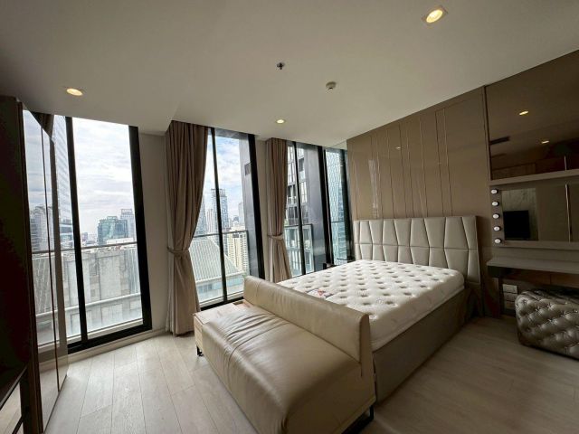 Noble Ploenchi for rent 1 bedroom 1 bathroom 45 sqm rental 35,000 baht/month