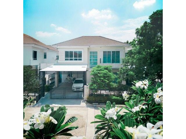 บ้านเดี่ยว 3 ห้องนอน 4 ห้องน้ำ1 ห้องแม่บ้าน Bangkok Boulevard พระราม 9 ศรีนครินทร์