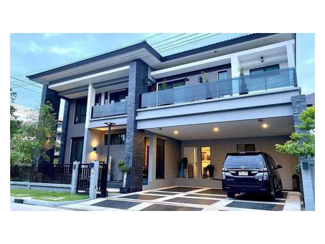 ให้เช่า The City Pattanakarn บ้านหรูสไตล์พูลวิลล่า