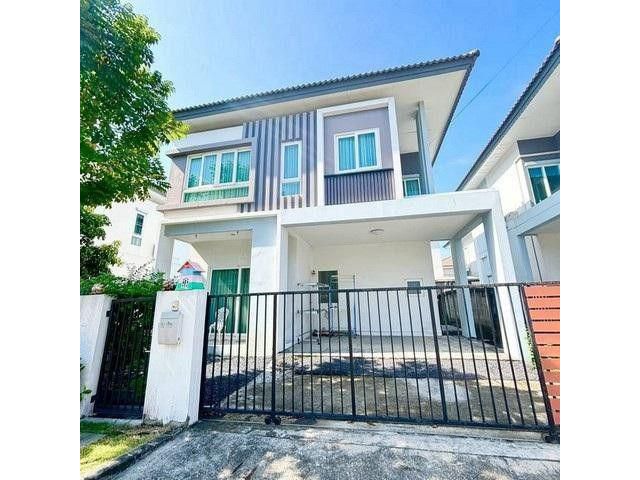 ขายบ้านแฝด ถนนพระยาสุเรนทร์ ซอยรามอินทรา 109 หมู่บ้าน อิคอนเนเจอร์ รามอินทรา บ้านว่างพร้อมอยู่ไม่เคยปล่อยเช่า