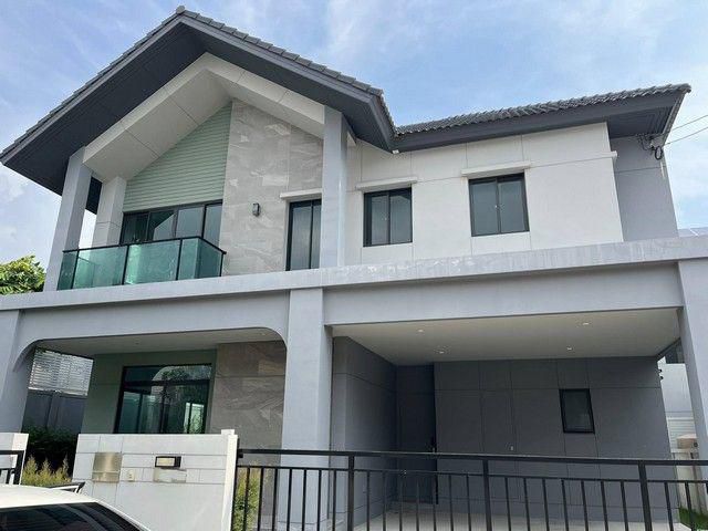 ขายบ้านเดี่ยว 2 ชั้น บางกอก บูเลอวาร์ด พระราม 5 หลังมุม ใกล้โรงเรียนนานาชาติเด่นหล้า พระราม 5 นครอินทร์  รายละเอียดบ้าน