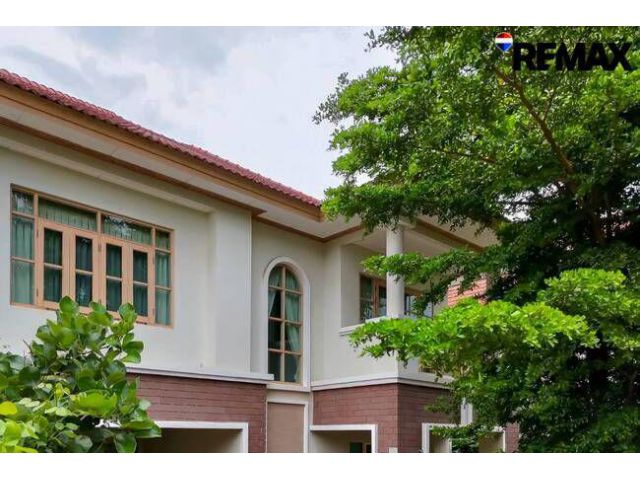 (มาใหม่! ) วรารมย์ ประชาอุทิศ 98, ราคาดีที่สุดในโครงการ!! 76 ตร.วา 229 ตร.ม. 3 ห้องนอน 3 ห้องน้ำ 2 ที่จอดรถ