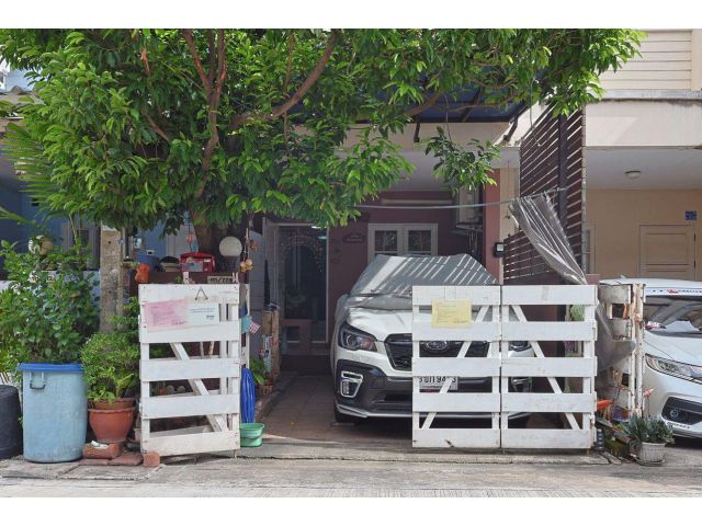 ขาย ทาวน์เฮ้าส์ 2ชั้น หมู่บ้านเฟิสท์โฮม วัชรพล ซอย 1 ตกแต่ง + ของแถม