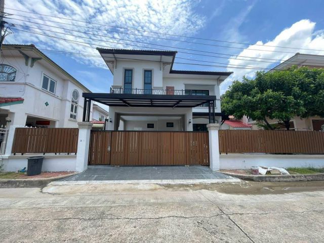 หมู่บ้านชัยพฤกษ์ ถนนวัดลาดปลาดุก บ้านเดี่ยว 2 ชั้น ตกแต่งใหม่ ซอยวัดลาดปลาดุก มีพื้นที่เยอะ ราคาจับต้องได้