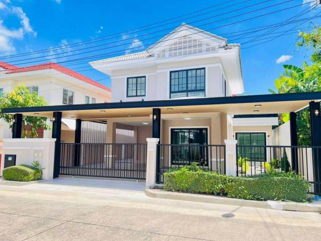 หมู่บ้านเพอร์เฟคพาร์ค รัตนาธิเบศร์ , ราชพฤกษ์ บ้านเดี่ยว 2 ชั้น ตกแต่งใหม่พร้อมอยู่ เดินทางสะดวกเข้าออกได้ถึง 2 เส้นทาง