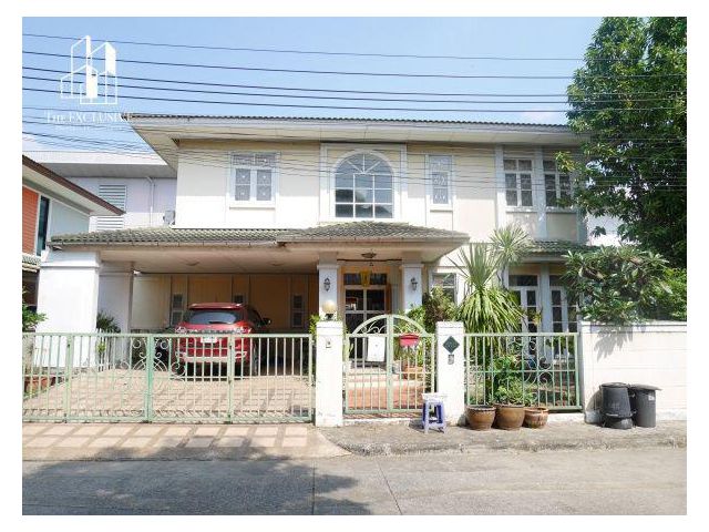 รหัสทรัพย์ 93188 - ขายด่วน! บ้านเดี่ยว หมู่บ้านโกลเด้นแลนด์ ทำเลทองโยธินพัฒนา เชื่อมเกษตรนวมินทร์ เฟอร์ครบพร้อมเข้าอยู่