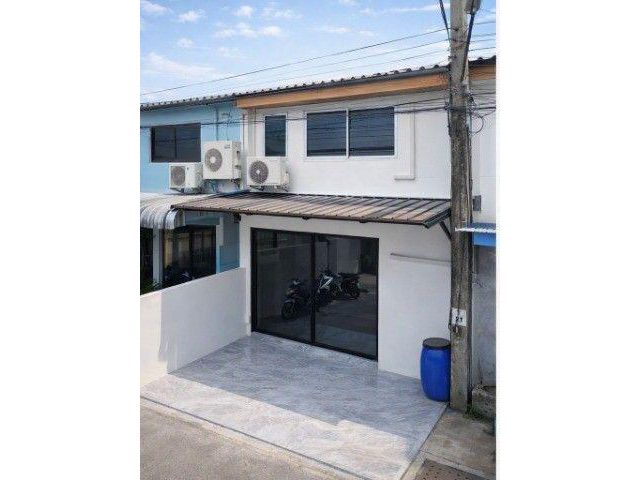 ตลาดโอโซนวัน 1.3 กม. ดอนเมือง-สรงประภา วัดเวฬุวนาราม10-18 ทาวน์เฮ้าส์ 2ชั้น 2นอน 2น้ำ รร.ปรีดาวิทยา300ม 20 ตร.ว. 160ตร.ม