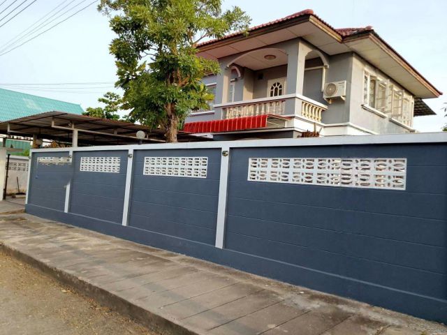 ขายบ้านสวย 90 ตรว. หมู่บ้านเมืองเอก บางปู ทำเลดีติดถนนสุขุมวิท ใกล้สถานตากอากาศบางปู เพียงหิ้วกระเป๋าเข้าอยู่ได้เลย