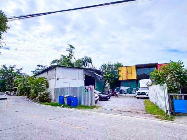 หมู่บ้านเศรษฐกิจ ให้เช่าโกดัง 2ชั้น 220ตร.วา.2นอน 2น้ำ 450ตร.ม.ไฟฟ้า 3 พุทธมณฑลสาย 2 สาย 3 นครลุง รร.กสิณธรวิทยา 1.2 กม.