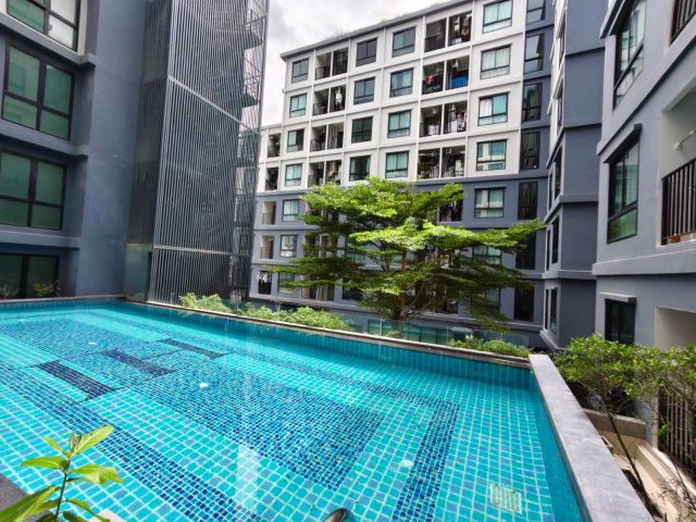 ขายถูก High Seacon Station Condo ห้องเปล่าพร้อมให้ตกแต่งตามใจ