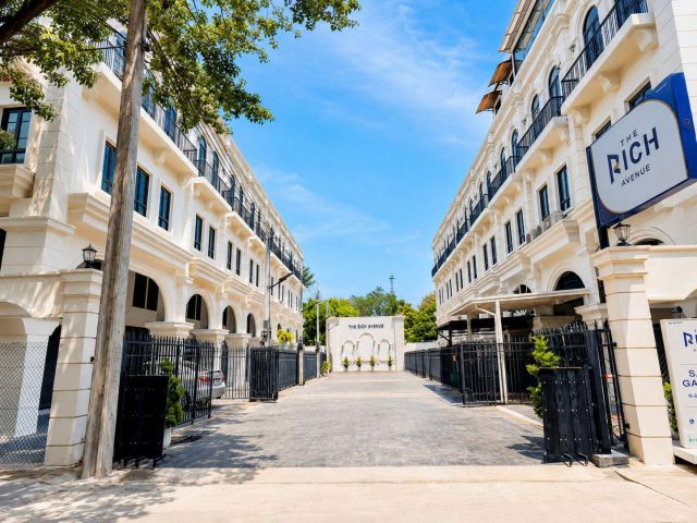 ขายโฮมออฟฟิศ 3.5 ชั้น The Rich Avenue @ ดำรงรักษ์|พื้นที่ 46.5 ตร.ว.|ใช้สอย 230 ตร.ม.