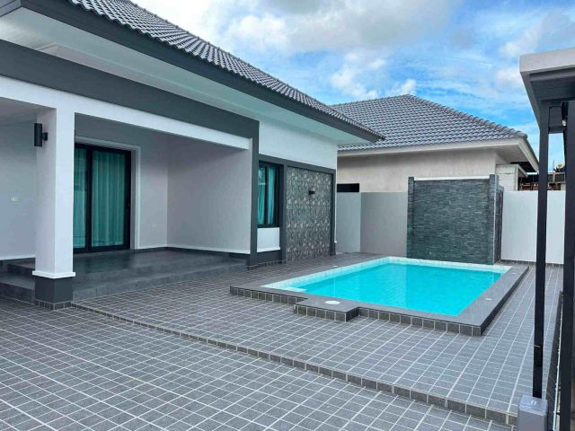 ขายบ้านเดี่ยว Pool Villa 3 ห้องนอน 3 ห้องน้ำ พร้อมเข้าอยู่ โซนโป่ง #H1177
