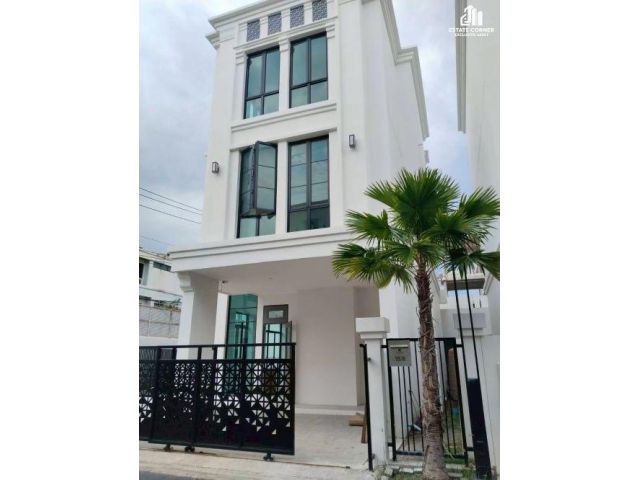ขาย บ้านเดี่ยว 3 ชั้น หมู่บ้าน THE MASTER เอกมัย – สุคนธสวัสดิ์ 3 ห้องนอน 4 ห้องน้ำ 4 ที่จอดรถ