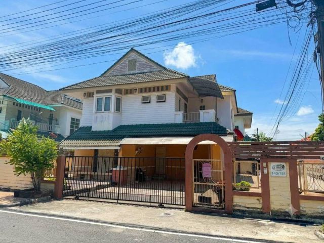 ขาย! บ้านเดี่ยว 2 ชั้น หลังใหญ่ บนที่ดิน 72 ตร.ว. ต.เขารูปช้าง อ.เมืองสงขลา