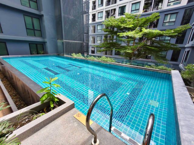 ขายด่วน! คอนโดไซส์ใหญ่ 35.64 ตร.ม. ใกล้รถไฟฟ้าสายสีเหลือง เหมาะรีโนเวทเพิ่มมูลค่า