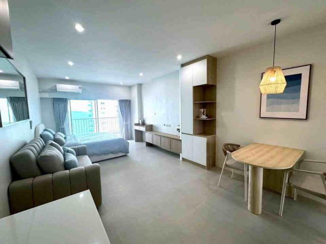 ขายด่วน! คอนโดวิวทะเล 180° Wongamat Garden Beach Resort #C1470