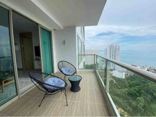 ขายด่วน! Riviera Jomtien 2 ห้องนอน ห้องมุม วิวทะเล ชั้น 32 #C1472