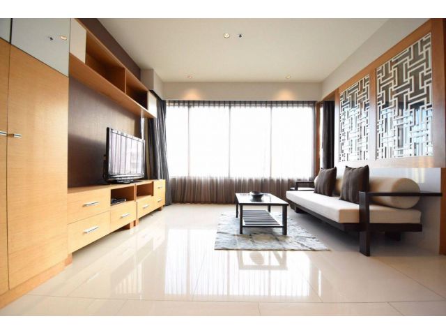 For rent Condo The Emporio Place 24 Fully Furnished (S15-3952)