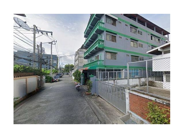 ขายที่ดินพร้อมสิ่งปลูกสร้าง สุขุมวิท71 ใกล้ St. Andrews Sukhumvit 107