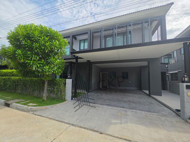ขายด่วน! บ้านสวยพร้อมอยู่ เจ้าของขายเอง ราคาคุ้มที่สุดในโครงการ ที่ให้ทั้งพื้นที่ ความสะดวก และไลฟ์สไตล์ครบในหลังเดียว เดินทางง่ายทุกวัน | รหัส 93385