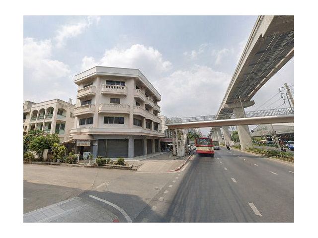 ขายที่ดินพร้อมสิ่งปลูกสร้าง ลาดพร้าว ใกล้ MRT โชคชัย 4 เพียง 500 เมตร