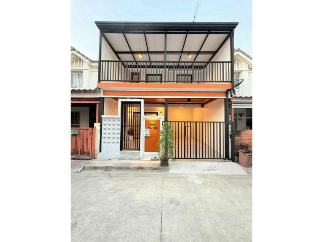 หมู่บ้านพฤกษา 76 ซอย 1 บางใหญ่-แก้วอินทร์ทาวน์เฮาส์ 2 ชั้น ตกแต่งใหม่พร้อมอยู่ มีระเบียงรับลม ต้นโครงการทำเลดีมาก