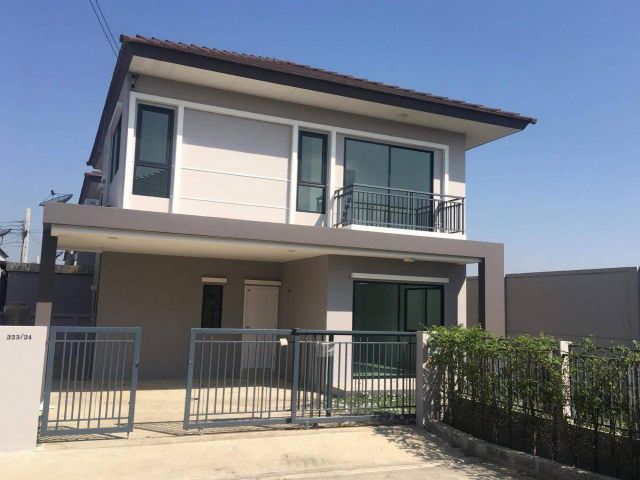SJD157**บ้านเดี่ยว 4 ห้องนอน พื้นที่ใช้สอย 215 ตร.ม.