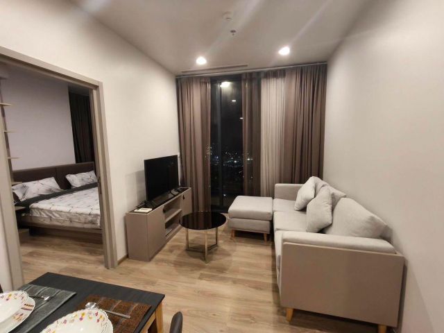 For rent Condo OKA Haus Sukhumvit 36 Fully Furnished (S15-31406)