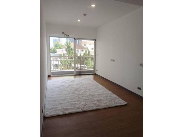 ขายคอนโด PB penthouse 1 ถนนสุขุมวิท 71 ชั้น 3 พื้นที่ใช้สอย 63 ตร.ม 2 ห้องนอน 2 ห้องน้ำ