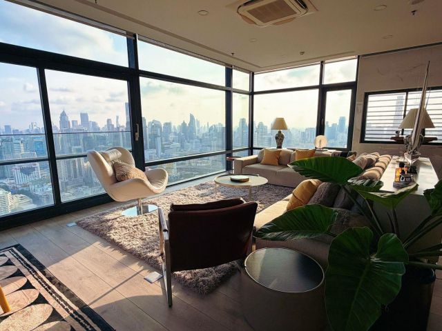 For Sale: Circle Living Prototype Exclusive Whole-Floor Penthouse in Bangkok