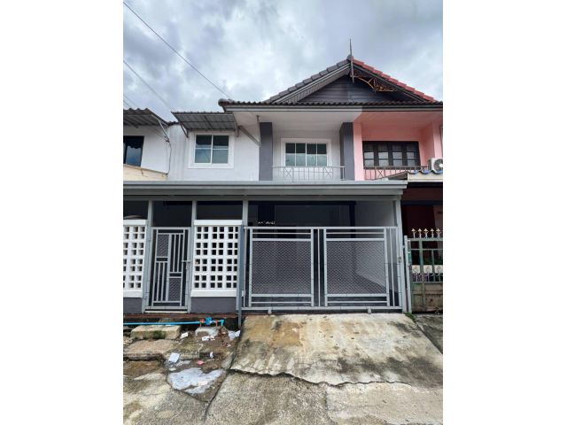 SDA160**บ้าน 3 ห้องนอน บางบัวทอง ราคา 3.1 ล้าน!