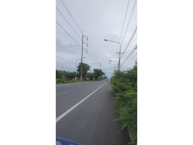 ขายที่ดิน2ไร่ไร่ละ3.8ล้าน ติดทางหลวง3011.ต.โพรงมะเดื่อ อ.เมือง จ.นครปฐม.เหมาะทำบ้านพัก/ร้านค้า/ตึกพานิชย์/โรงงาน/โกดัง