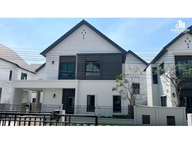 ขาย บ้านเดี่ยว หมู่บ้าน Centro บางนา บนทำเล ใกล้ MEGA บางนาเพียง 800M