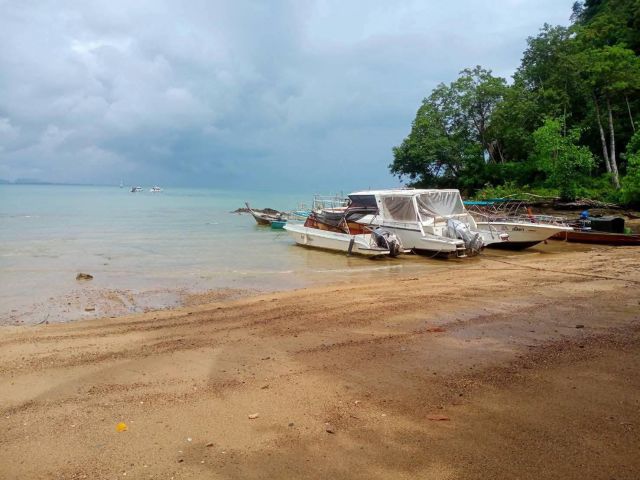 ที่ดินติดทะเลสวยๆ40ไร่ อ่าวนาง กระบี่