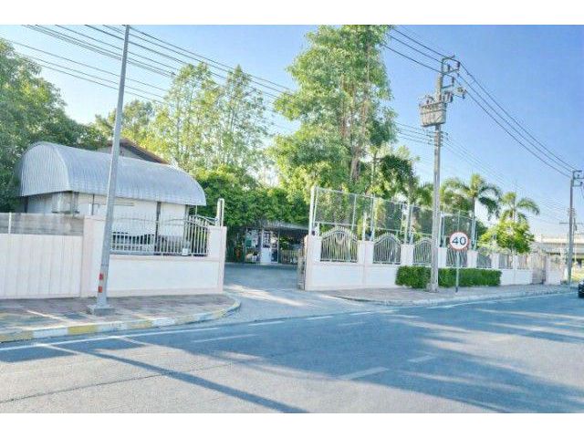 260829nnateskn ให้เช่า ที่ดิน ราชพฤกษ์ บางกร่าง ให้เช่าที่ดินพร้อมอาคาร เนื้อที่ 1 ไร่ 1 งาน 93 ตร.วา. ติดถนนใหญ่ 12 ห้อ