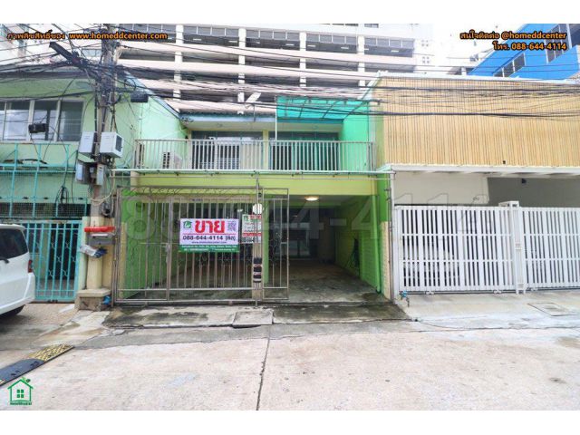 ขายทาวน์เฮ้าส์ซอยนานาเหนือ สุขุมวิท 3 ใกล้ รพ.บำรุงราษฎร์ 35 ตร.ว. 3 ห้องนอน ใกล้ BTS นานา