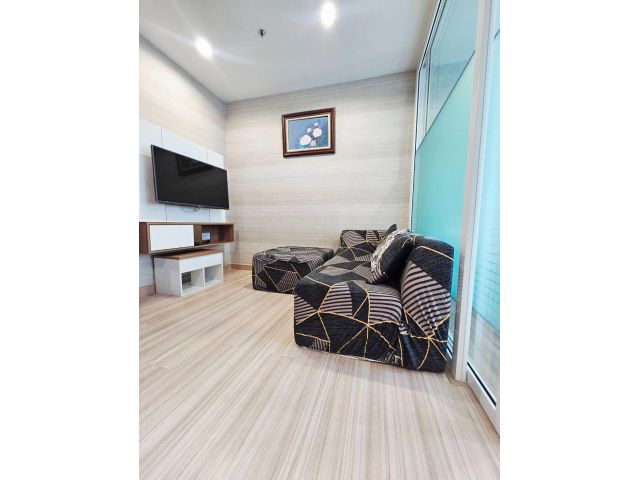 ขายถูกกว่าราคาประเมิน คอนโดเดอะโฮเทล 34 ตร.ม. รีโนเวทใหม่เอี่ยม แต่งครบ+เครื่องใช้ไฟฟ้าแน่น หิ้วกระเป๋าพร้อมเข้าอยู่