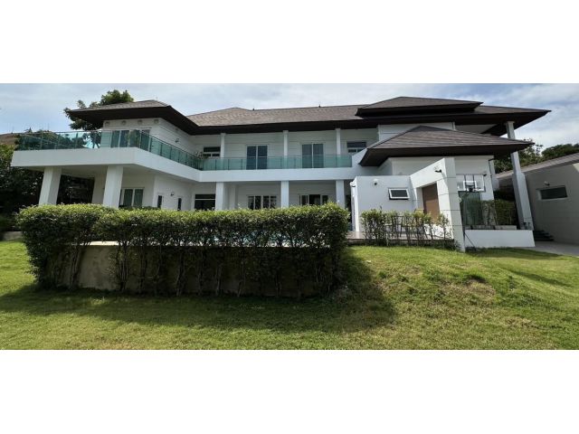 Luxury home Windminll Golf Bangplee Samutprakarn