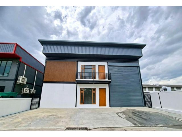 เริ่มต้นเพียง 2.9 ล้านบาท — ได้ที่ดินพร้อมโรงงาน