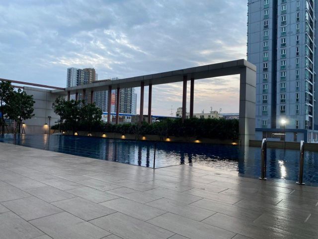 ขายคอนโด Rich Park @ เตาปูน ห้องมุม ชั้น 5 ขนาด 35.17 ตร.ม. วิวสวน ใกล้ MRT เตาปูน ชั้นเดียวกับฟิตเนสและสระว่ายน้ำ