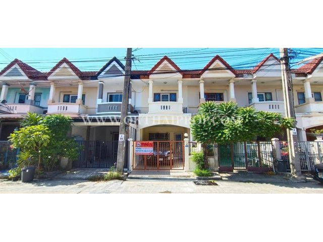 ทาวน์เฮ้าส์ หมู่บ้านลภาวัน11 บางบัวทอง นนทบุรี