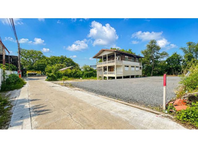 ขายที่ดินรามอินทรา77 แยก2 ถมแล้ว 105 ตรว เพียง 35,000บาท/ตรว. ราคาถูกที่สุดในนั้นแล้ว ใกล้แฟชั่นไอส์แลนด์