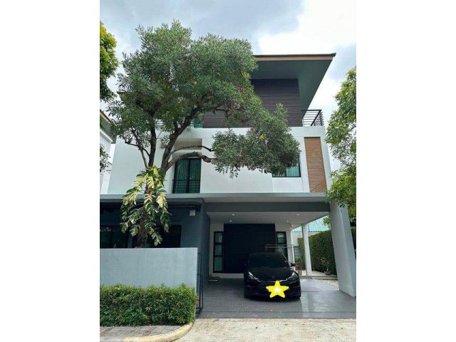 ให้เช่าบ้านเดี่ยว 3 ชั้น 54 ตรว. 4 ห้องนอน บ้านลุมพินี สวนหลวง ถนนเฉลิมพระเกียรติ ร.9